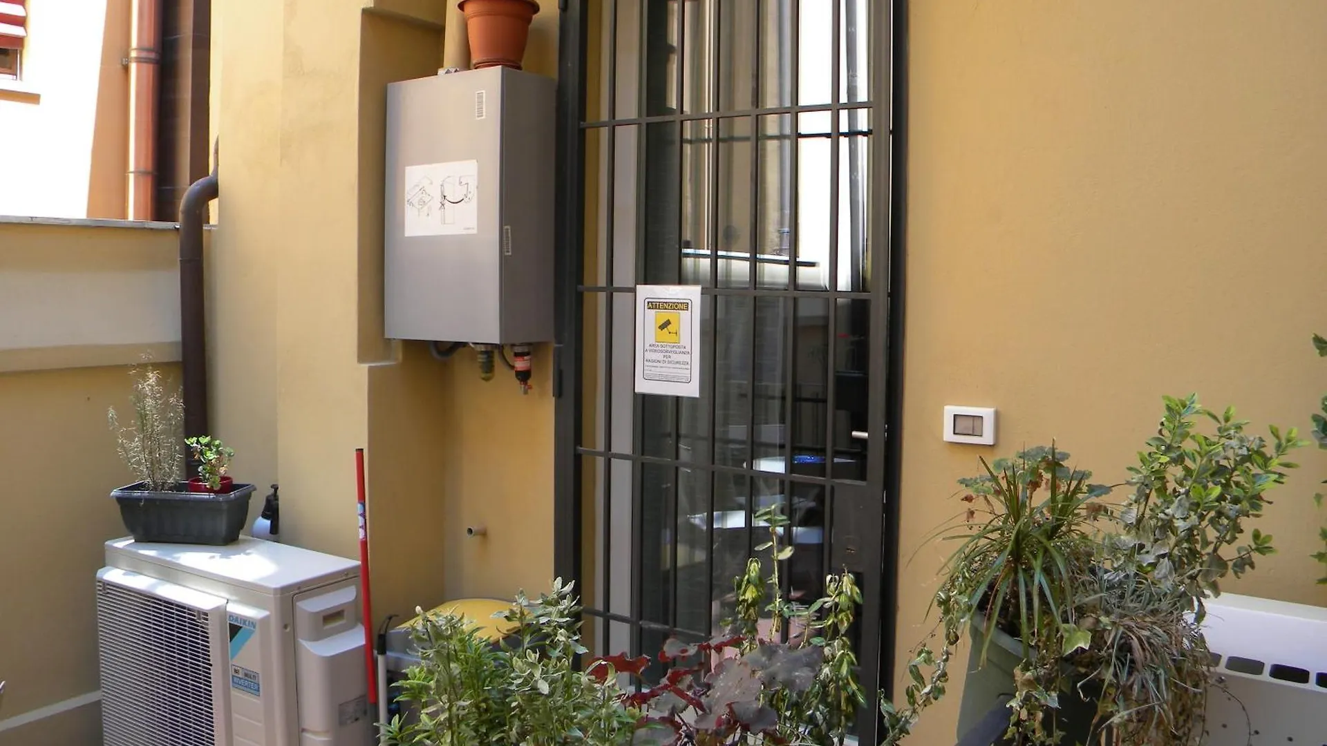Bologna House Due Torri Apartment