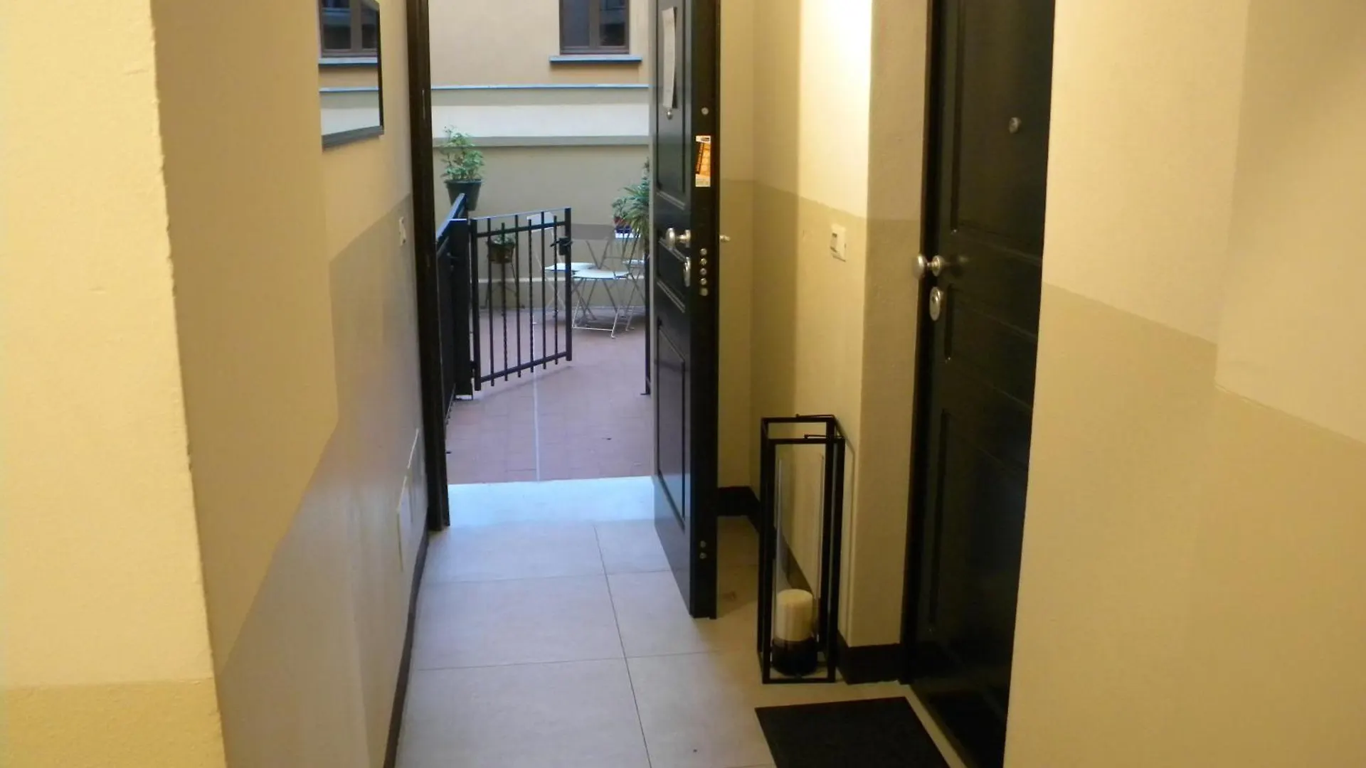 Bologna House Due Torri Apartment