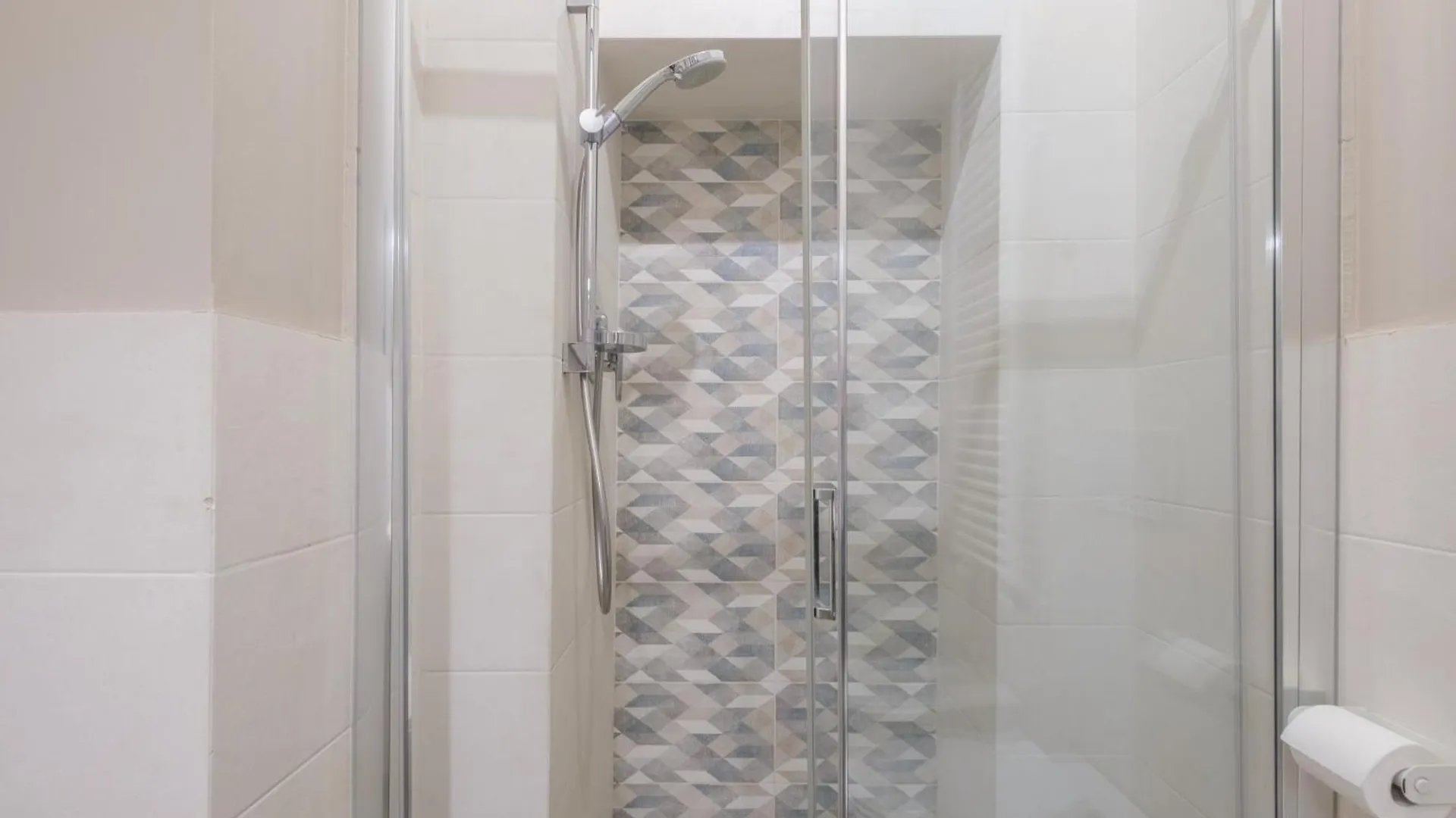 Bologna House Due Torri Apartment İtalya