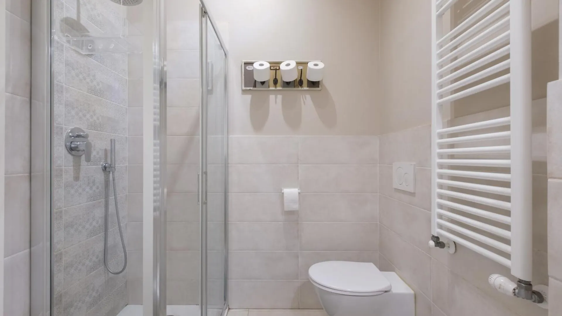 Bologna House Due Torri Apartment