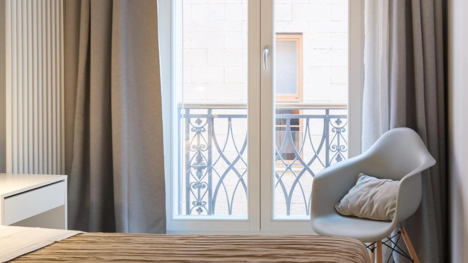 Bologna House Due Torri Apartment