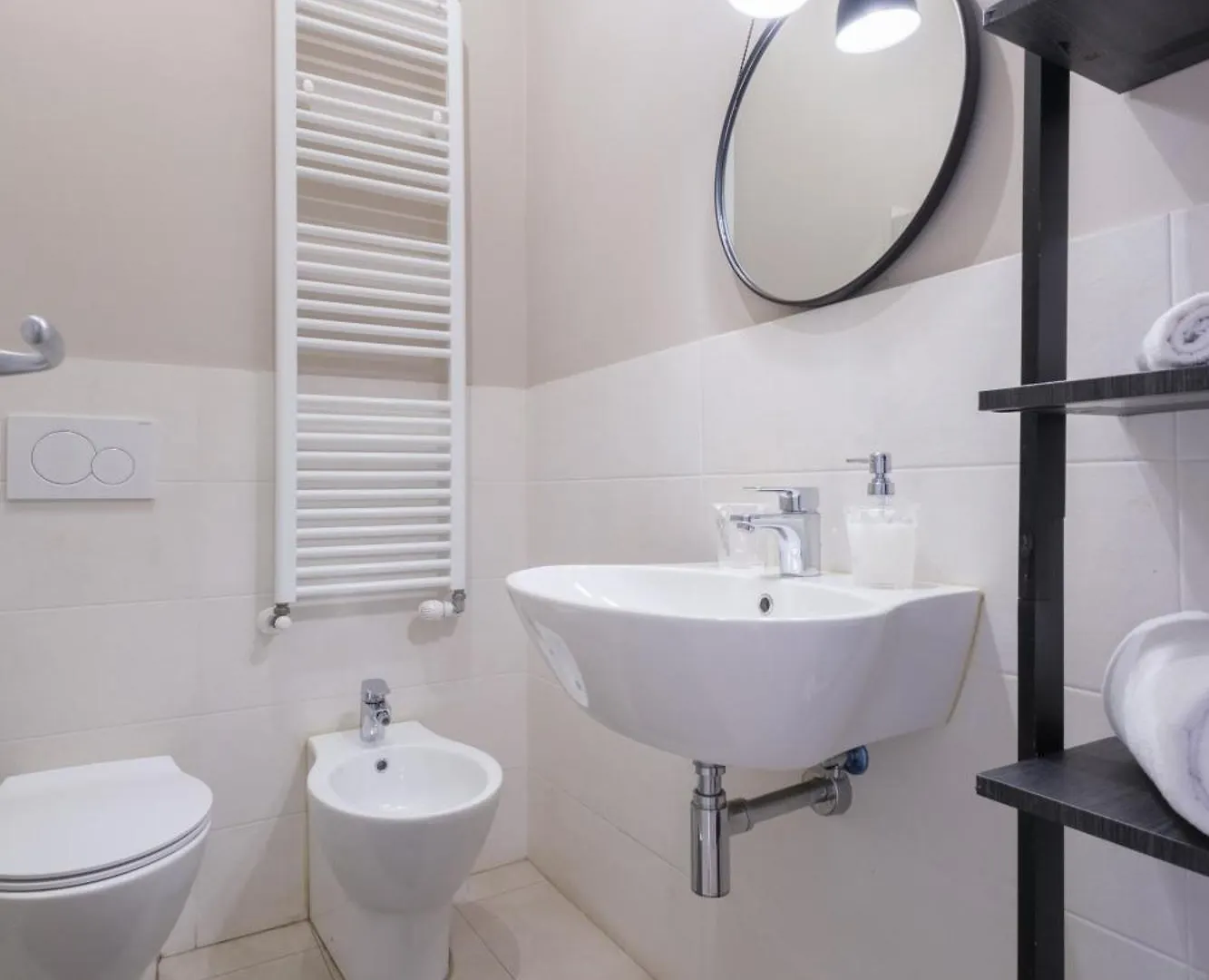 Bologna House Due Torri Apartment